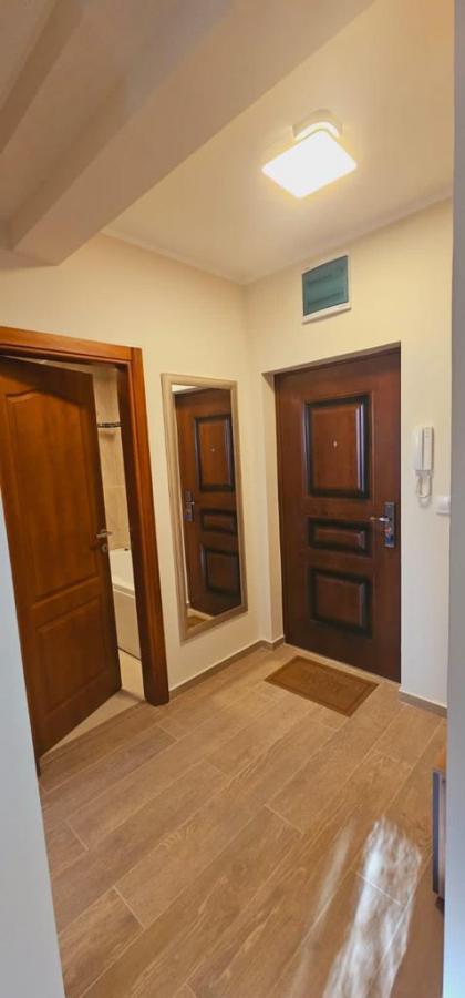 Gallery image 10
