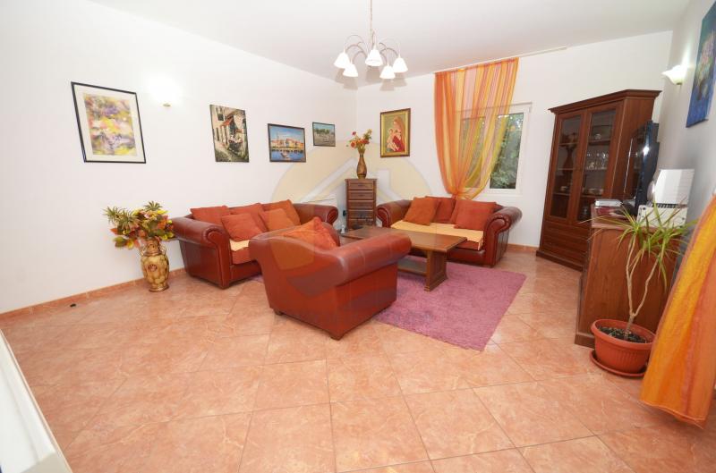 Gallery image 8