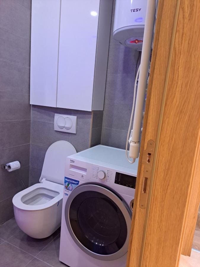 Gallery image 15
