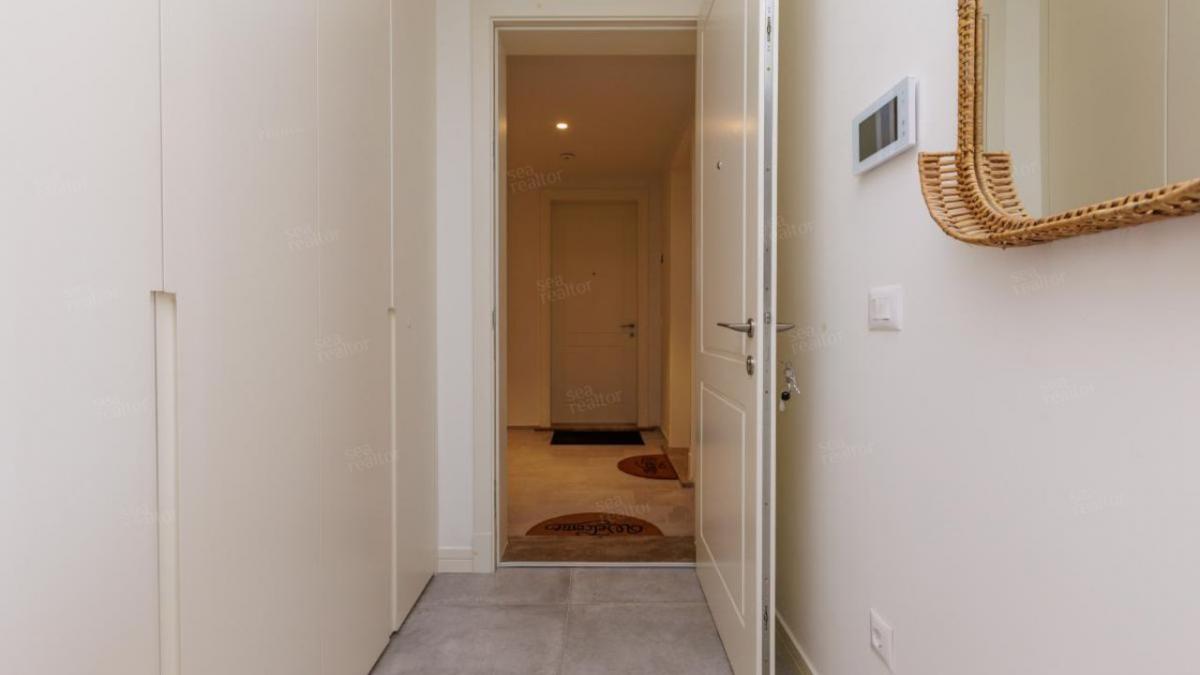 Gallery image 15