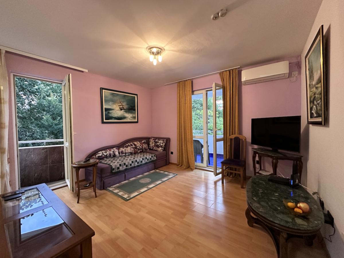 Gallery image 1