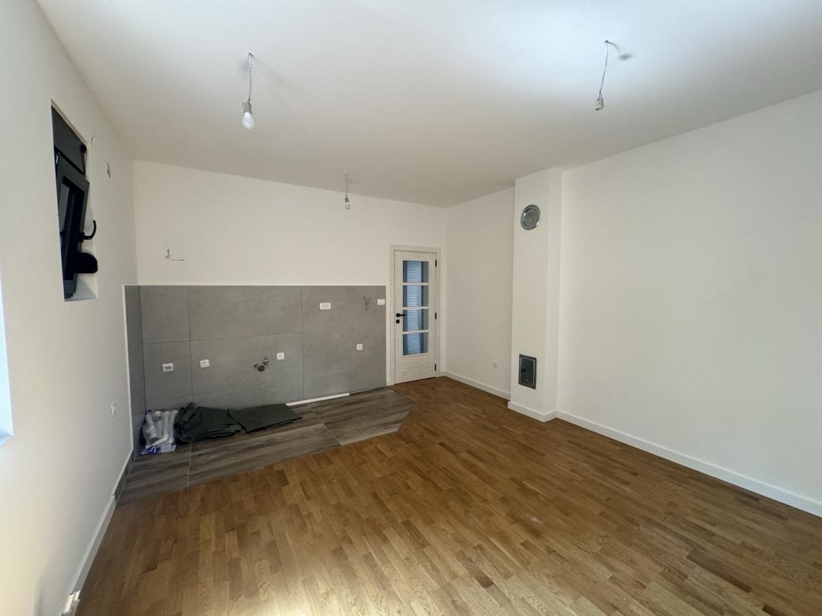 Gallery image 8