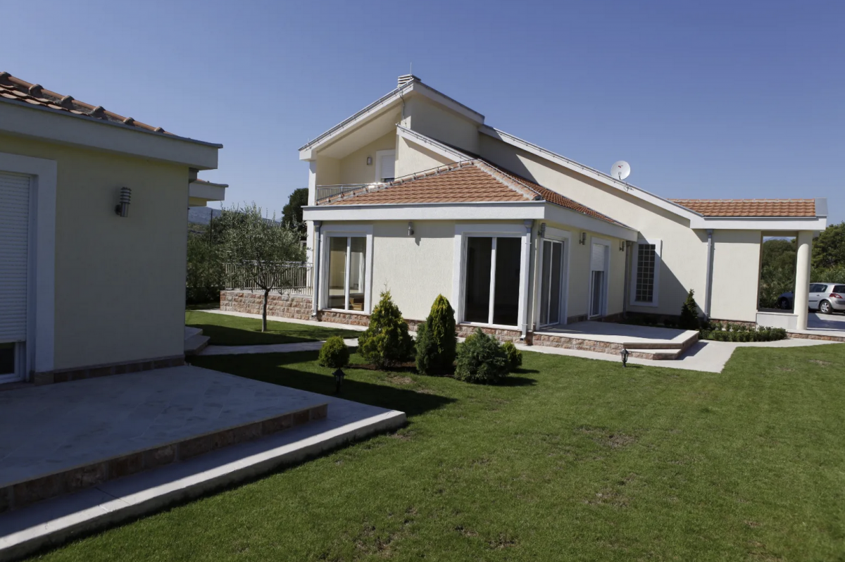 Gallery image 9