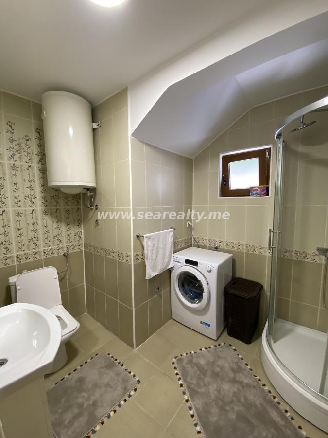 Gallery image 12