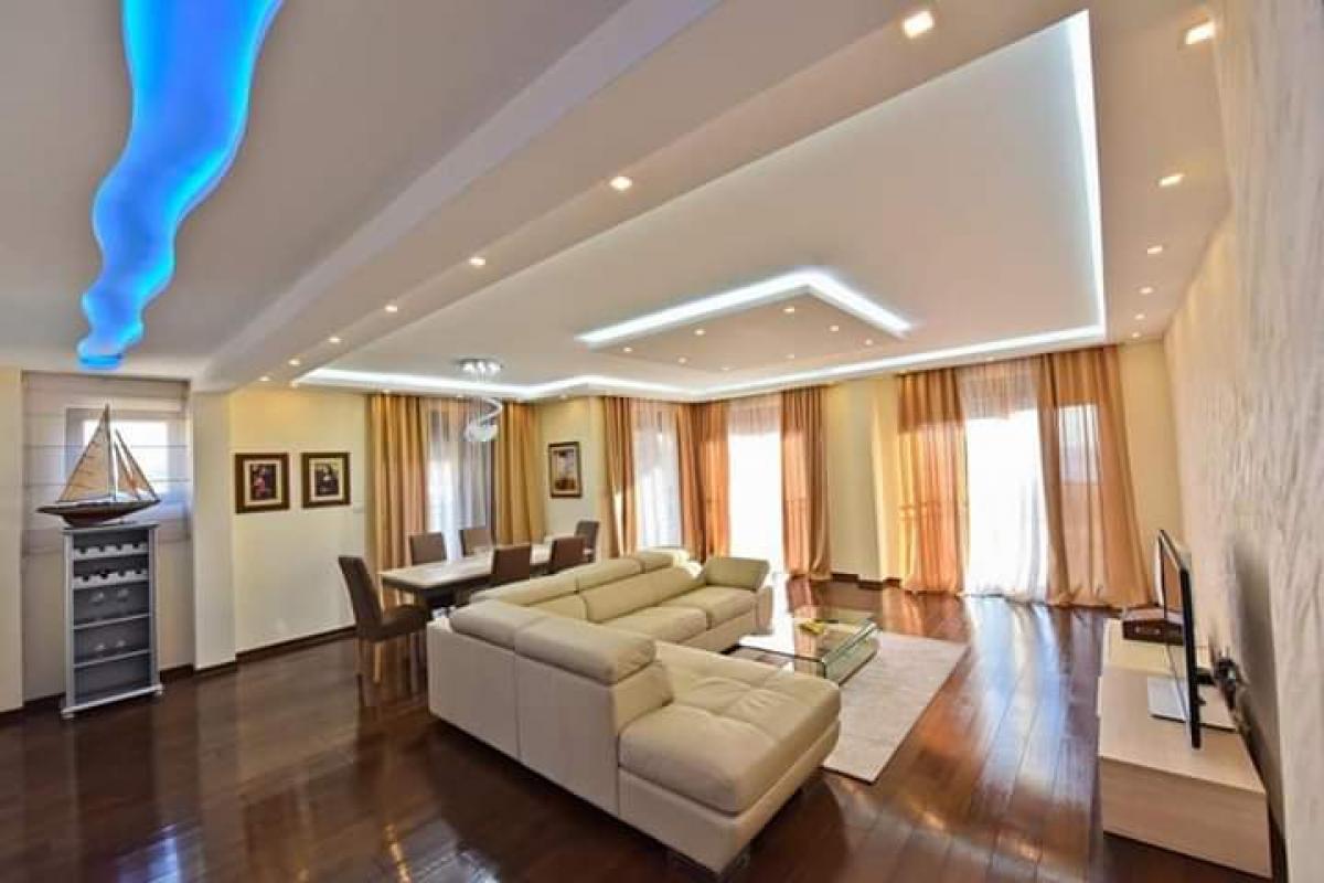 Gallery image 7