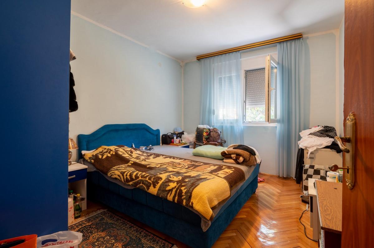 Gallery image 12