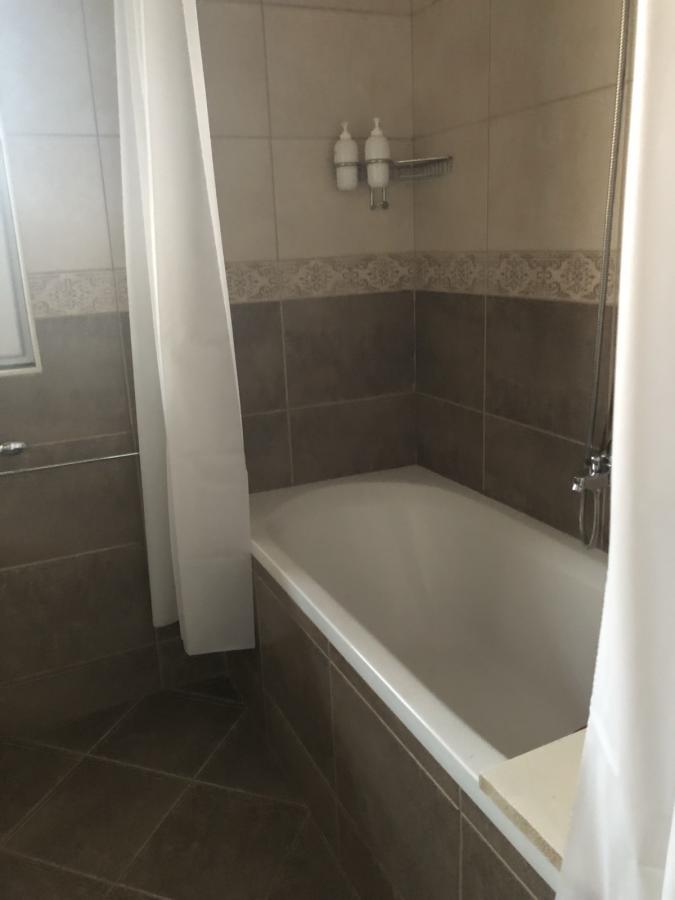 Gallery image 10