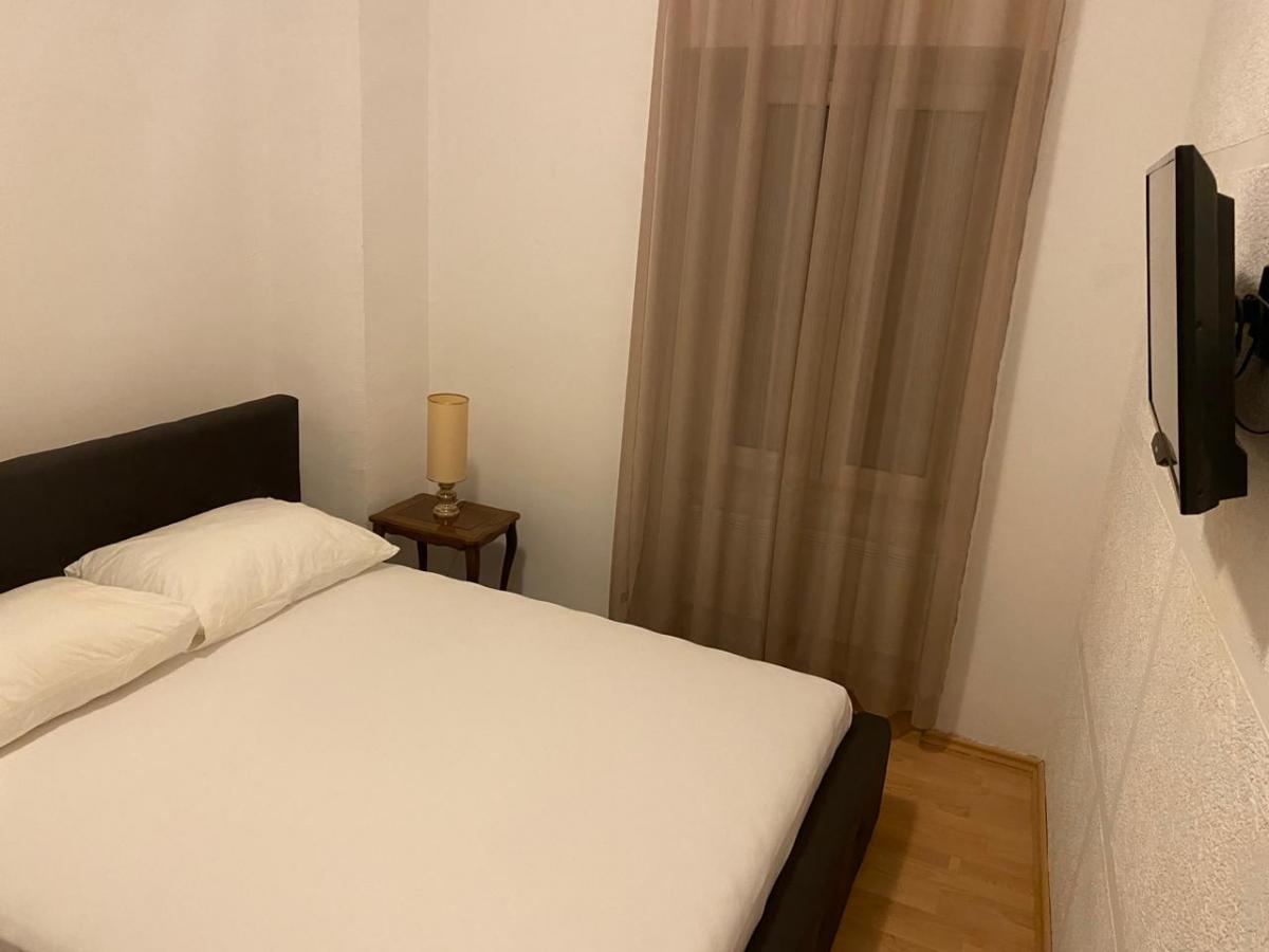 Gallery image 10