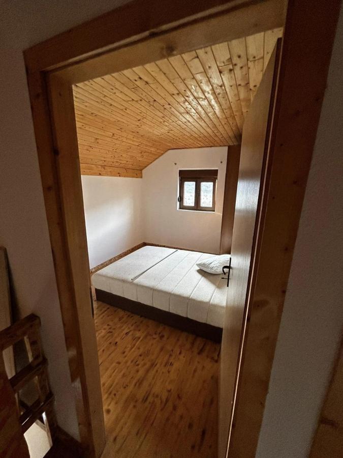 Gallery image 17