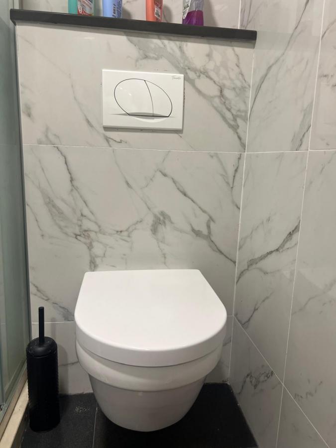 Gallery image 15