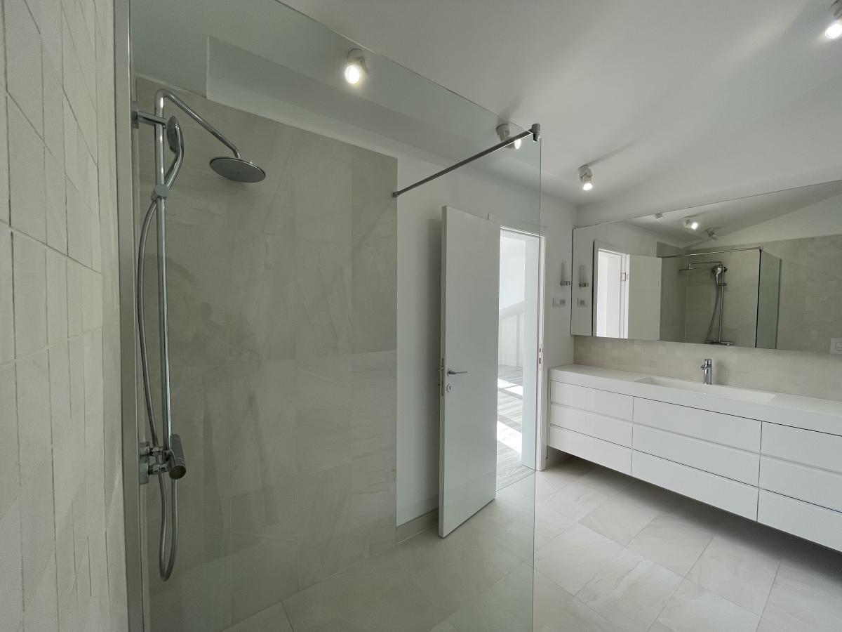 Gallery image 11