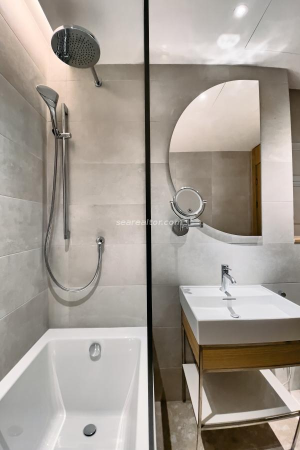 Gallery image 36