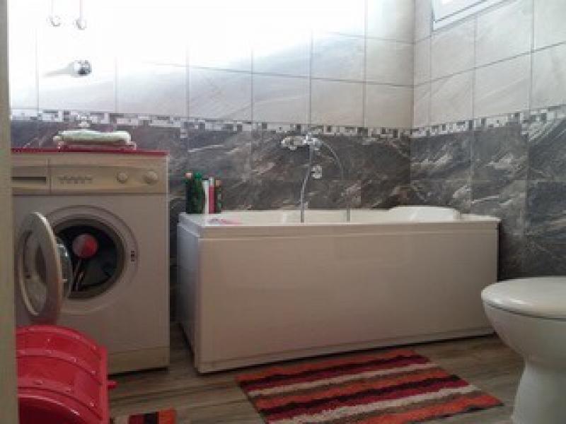 Gallery image 10