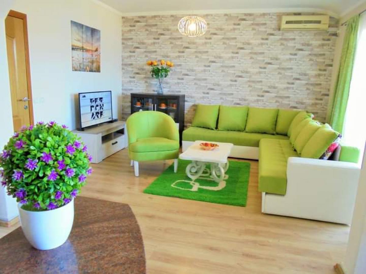 Gallery image 3