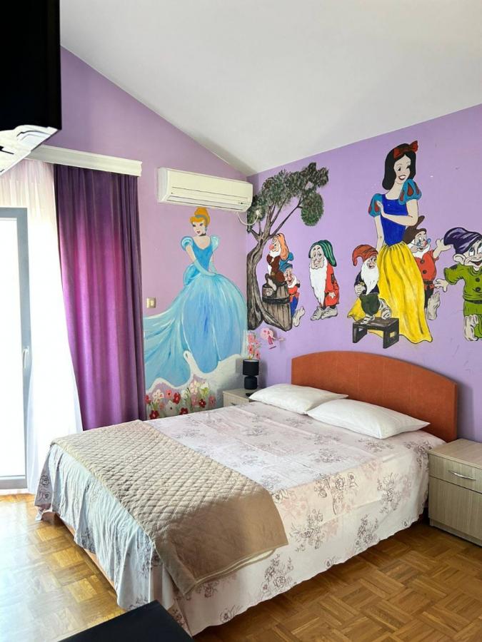 Gallery image 6