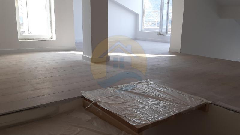 Gallery image 16