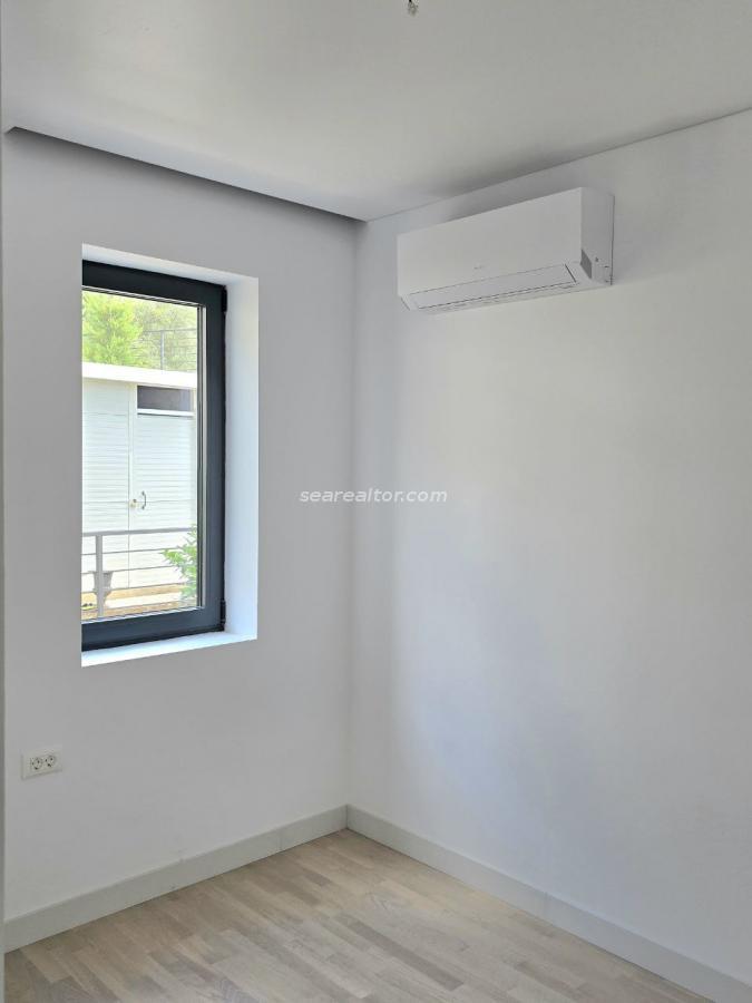 Gallery image 17