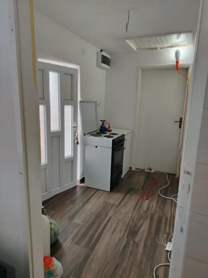 Gallery image 7