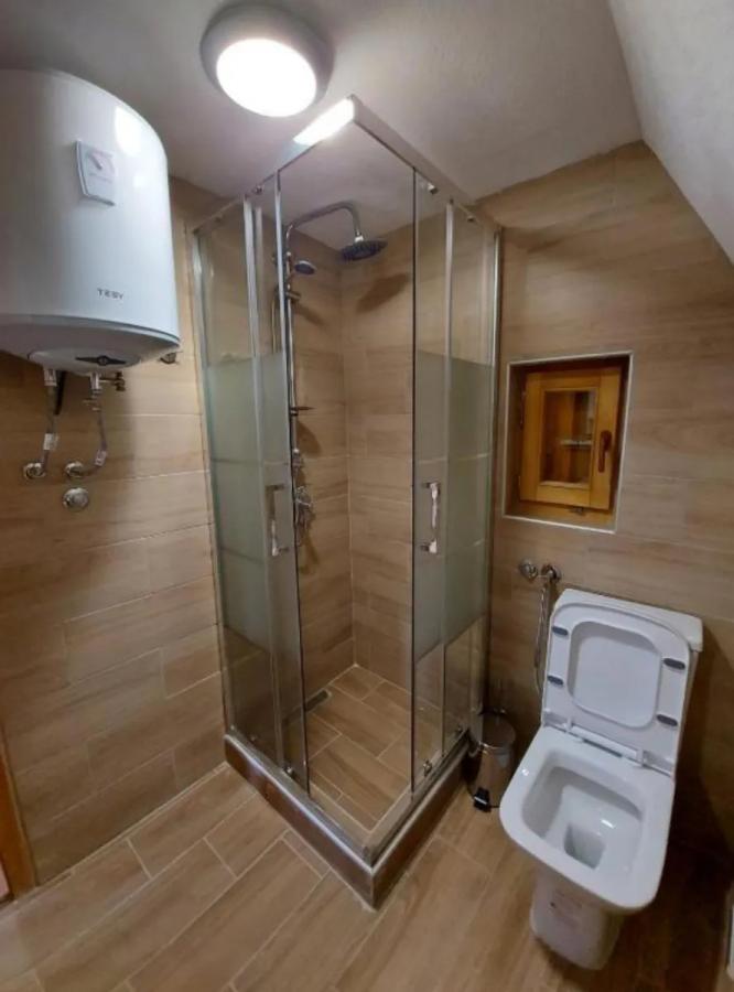 Gallery image 13