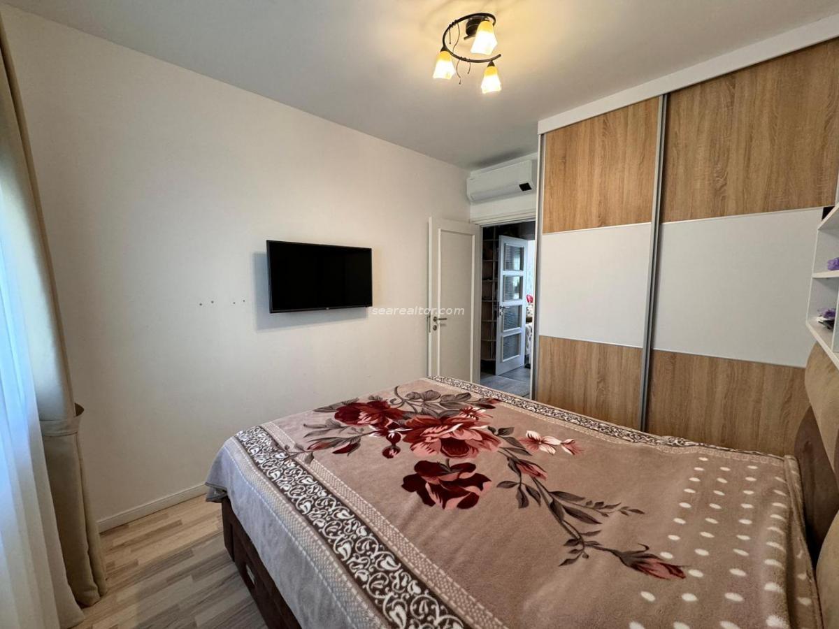 Gallery image 10