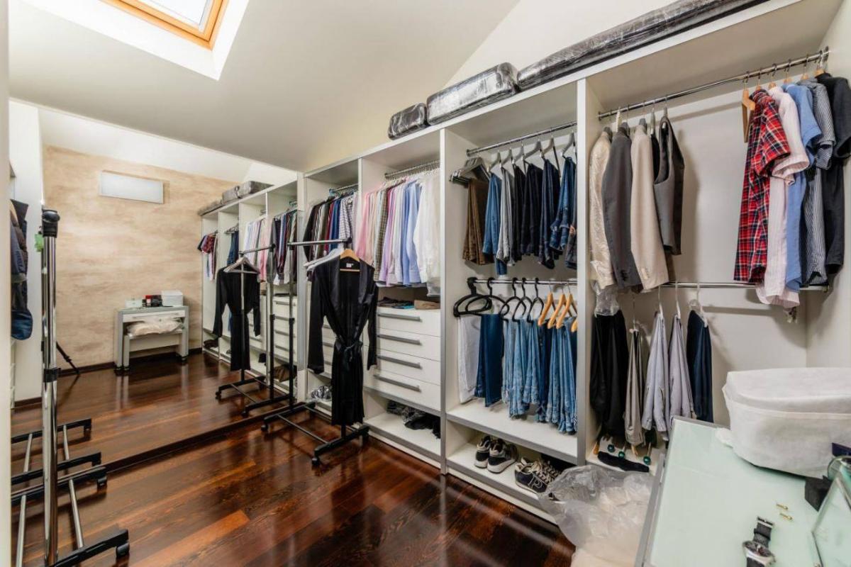 Gallery image 8