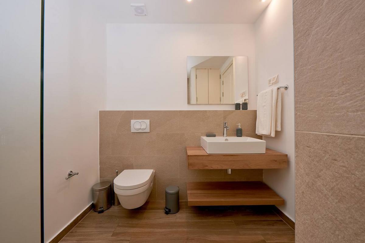 Gallery image 10
