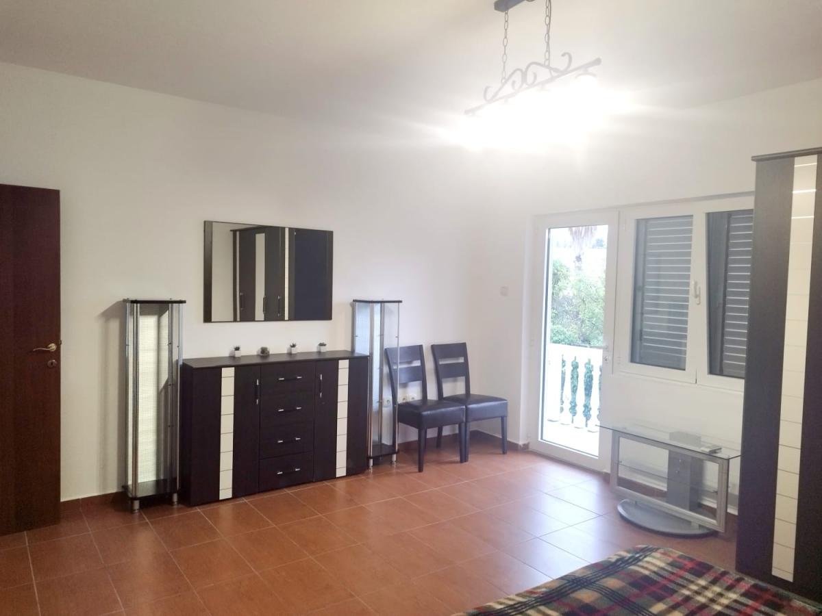 Gallery image 7