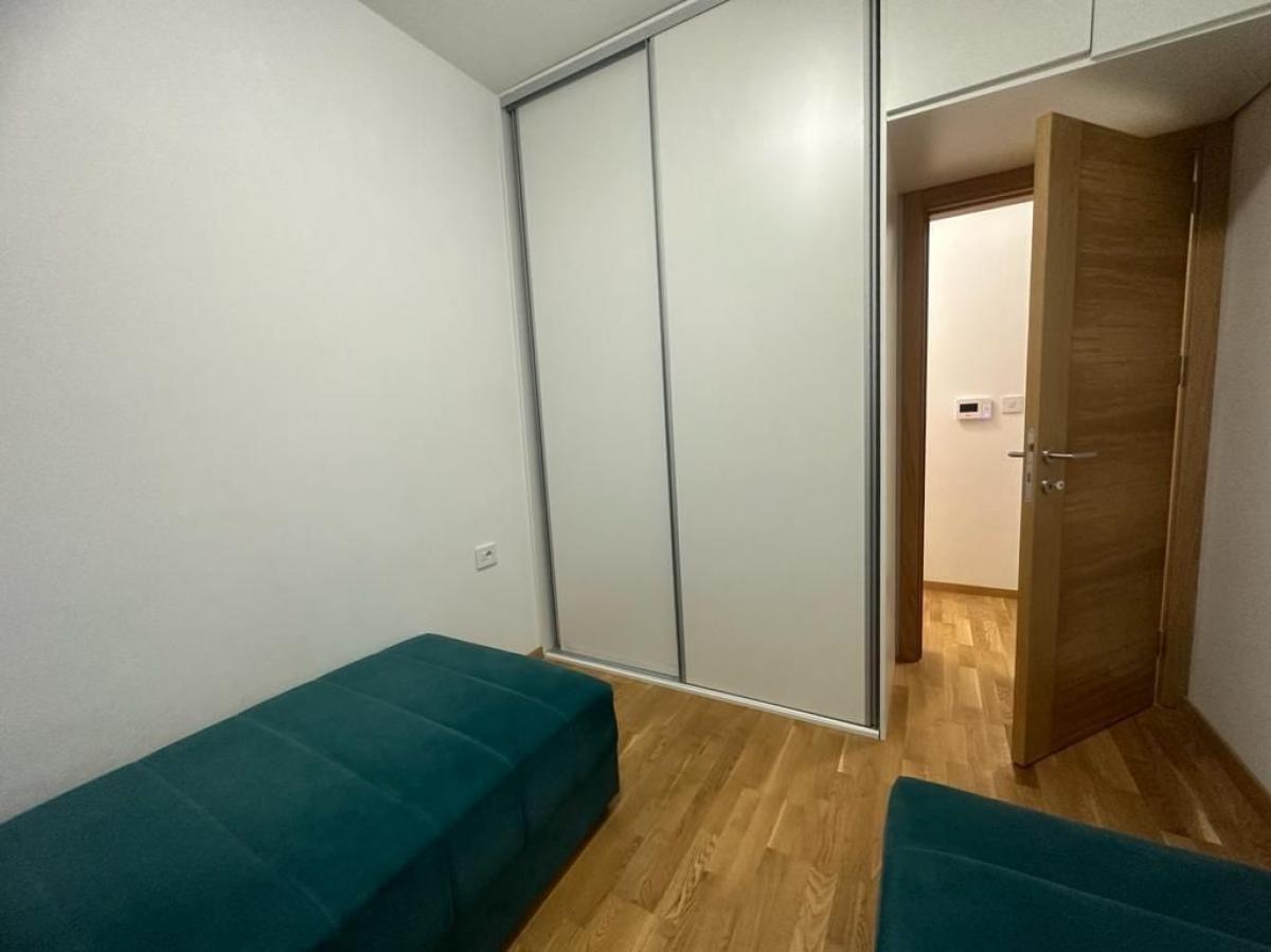 Gallery image 9