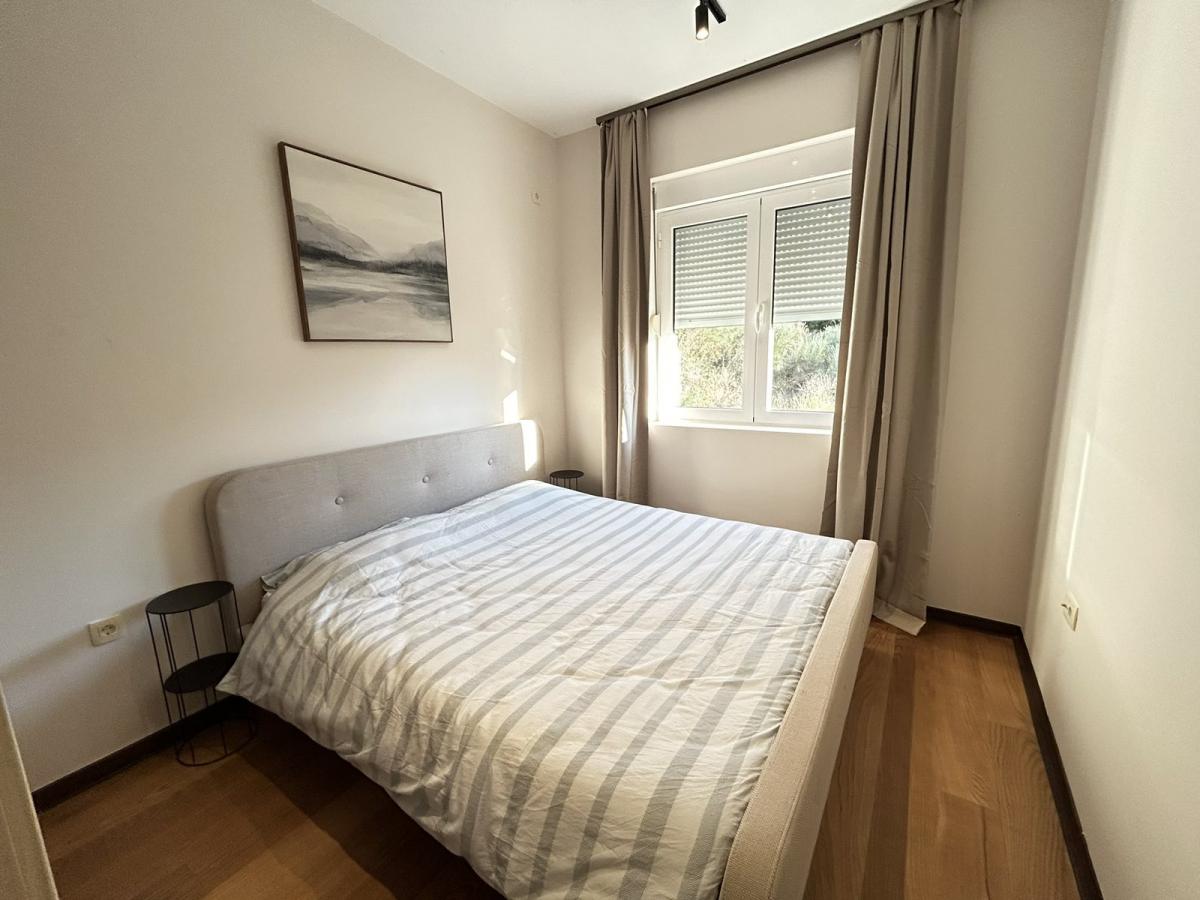Gallery image 12