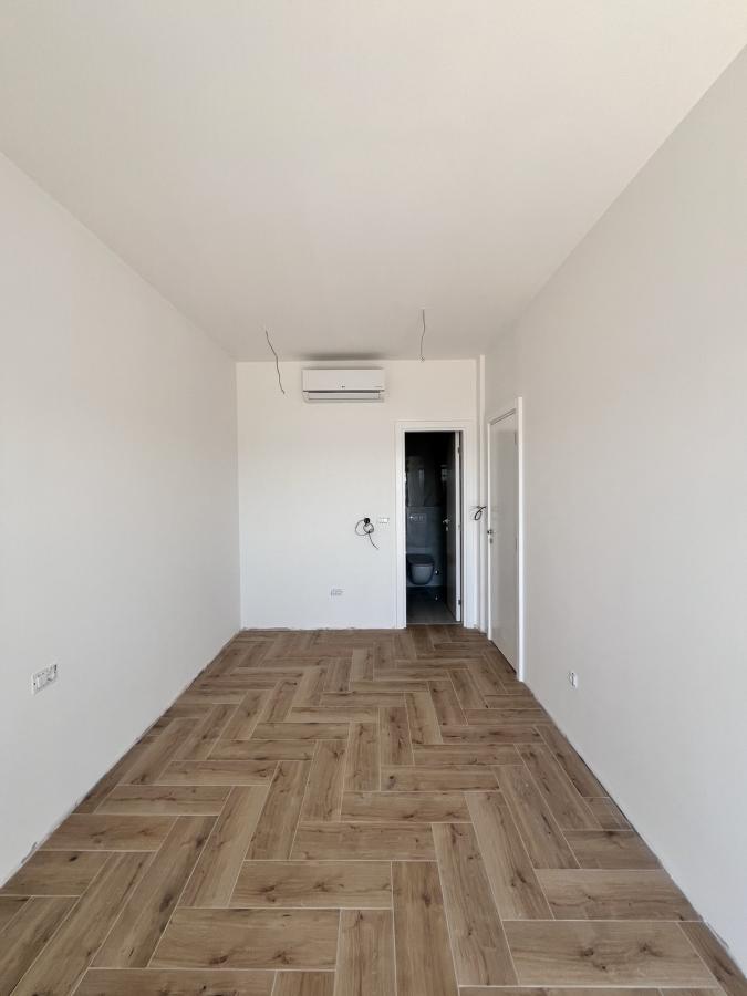 Gallery image 32