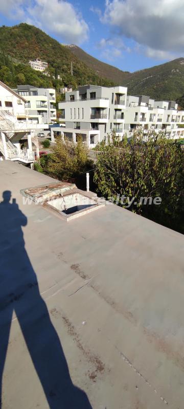 Gallery image 58