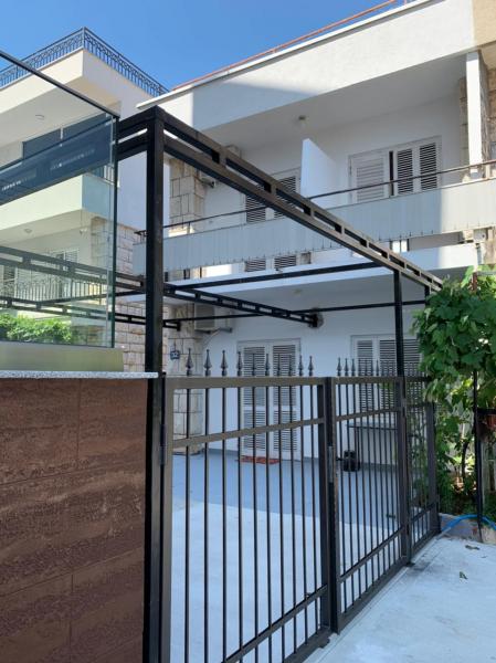 Gallery image 2
