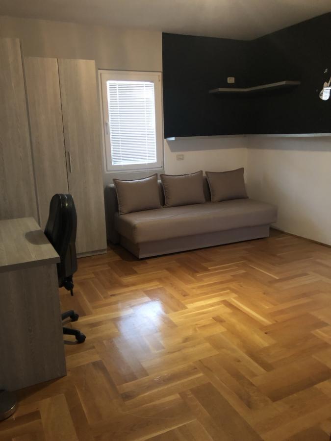Gallery image 7