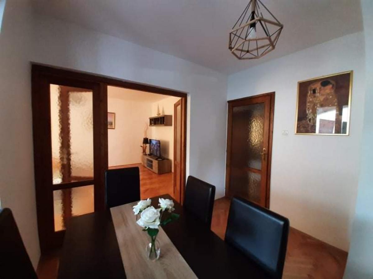 Gallery image 8